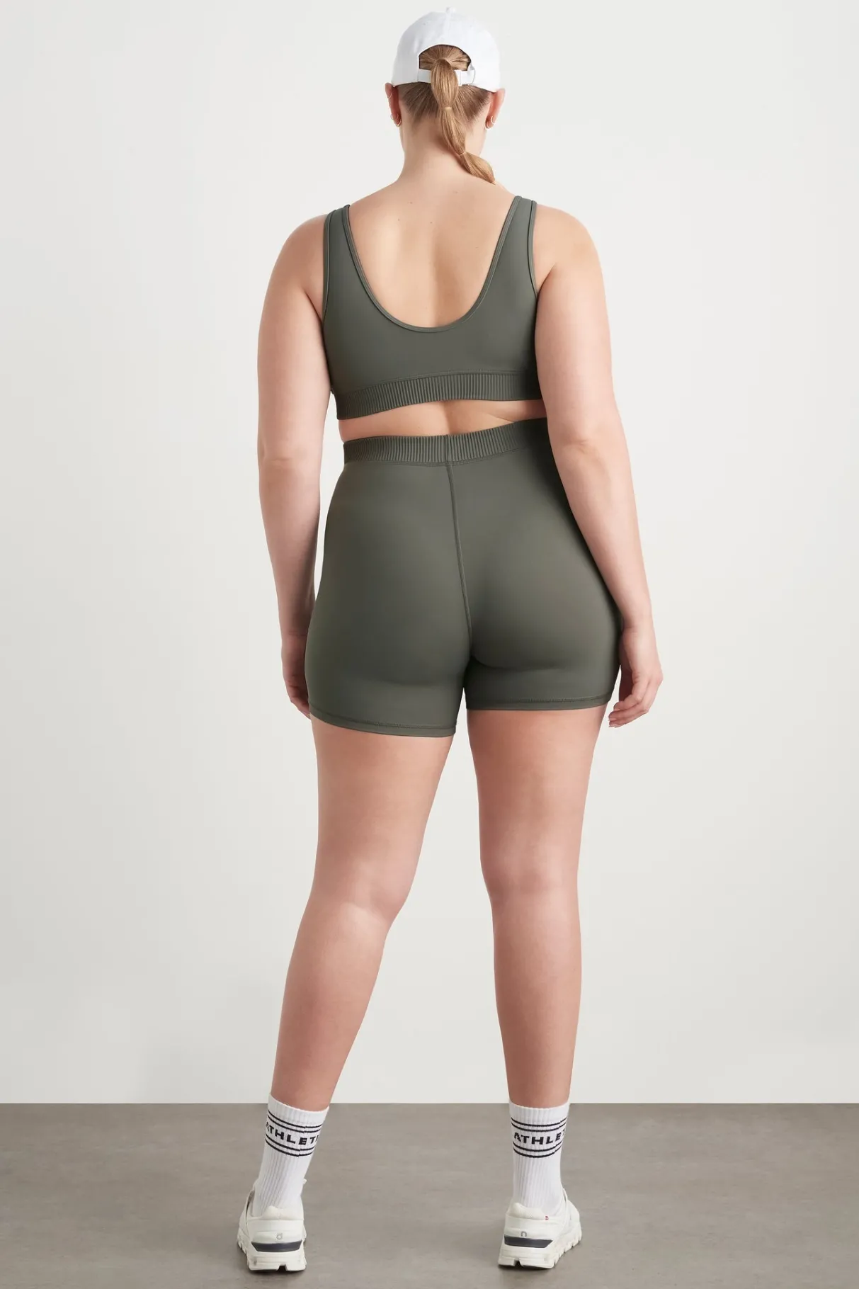 pintuck_effect_sports_bra__15.webp Clearance Aje ATHLETICA Pintuck Effect Sports Bra 327 Midnight Grey/Citrus Yellow