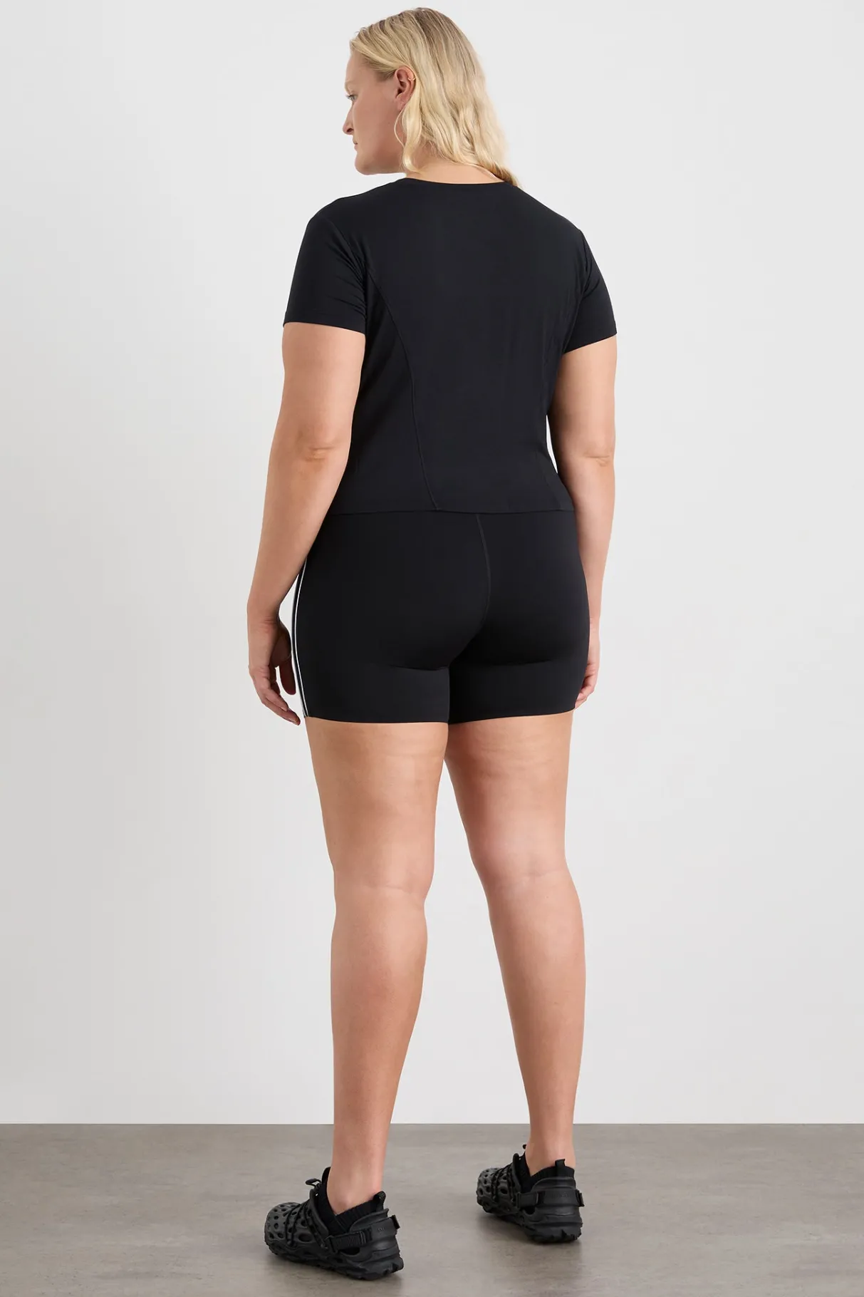 piped_side_bike_short__13.webp Outlet Aje ATHLETICA Piped Side Bike Short 629 Black