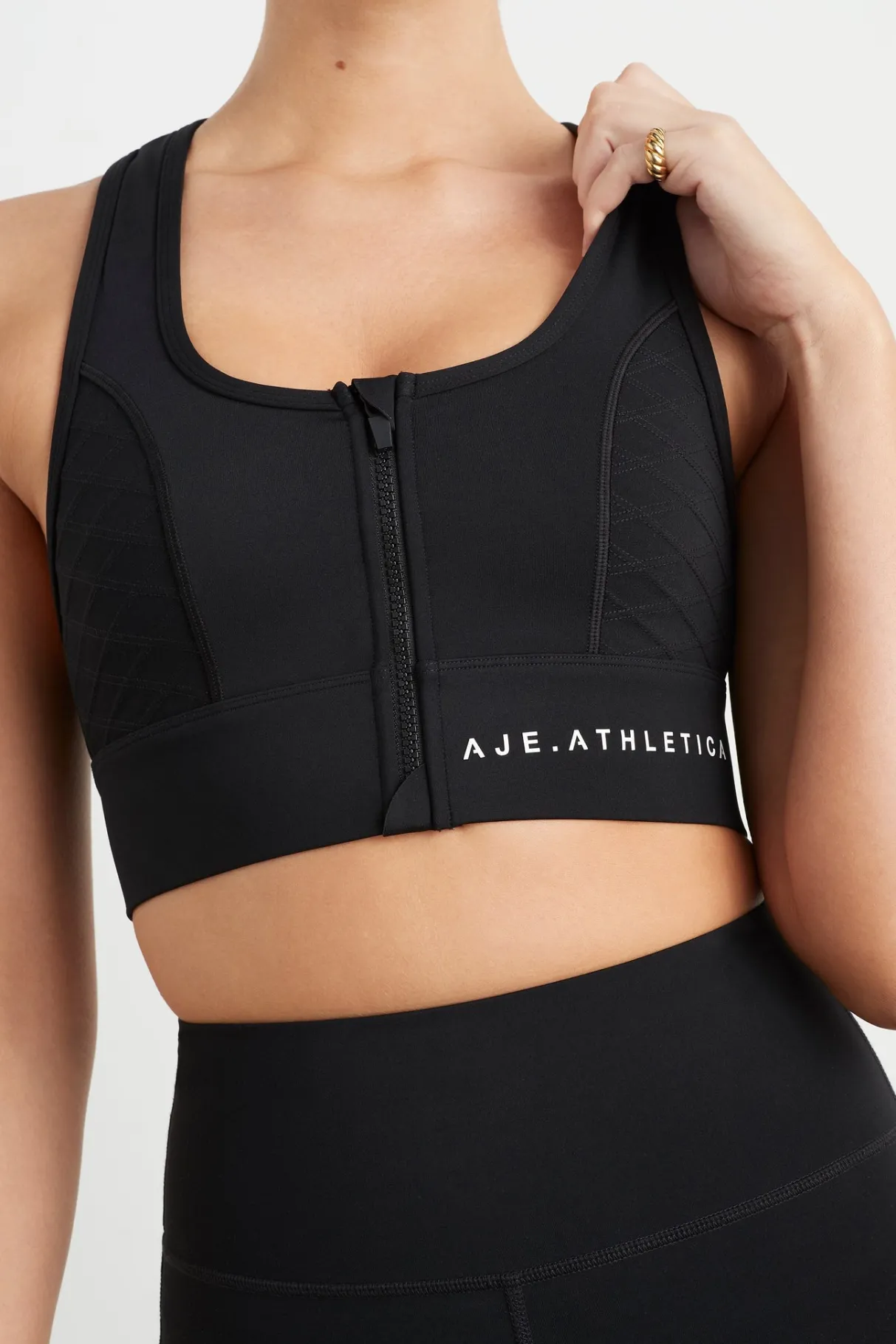 quilted_zip_front_bra__0-1.webp Store Aje ATHLETICA Quilted Zip Front Bra 329 Black/White