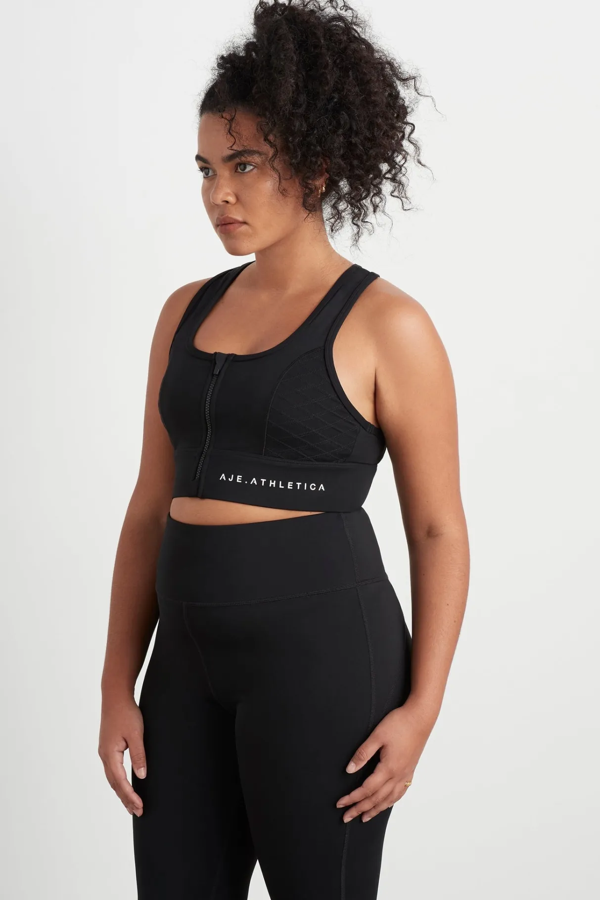 quilted_zip_front_bra__11-1.webp Store Aje ATHLETICA Quilted Zip Front Bra 329 Black/White