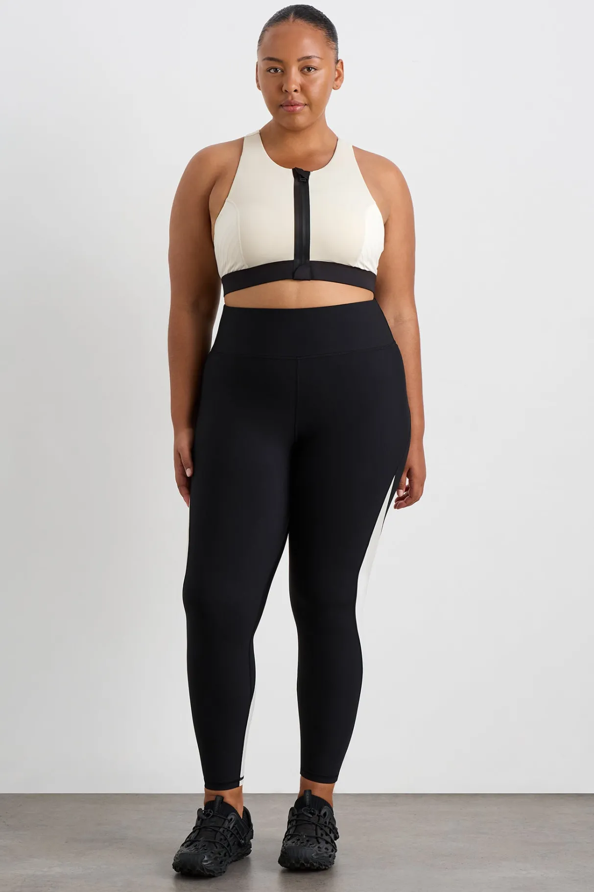 quilted_zip_front_bra__11.webp New Aje ATHLETICA Quilted Zip Front Bra 304 Moonstone Grey / Ecru / Black