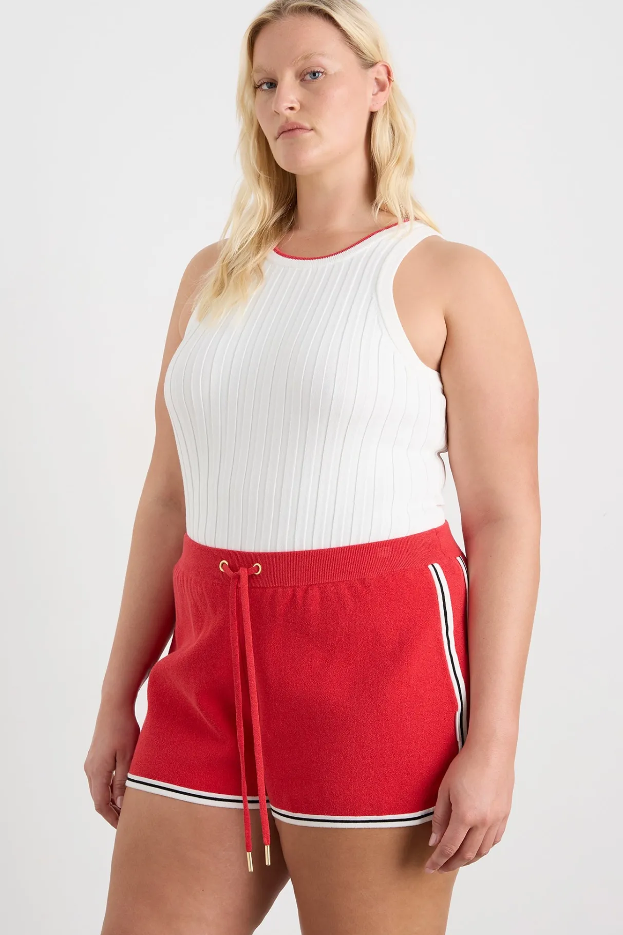 racer_split_knit_top__10-3.webp New Aje ATHLETICA Racer Split Knit Top 107 White / Passionate Red