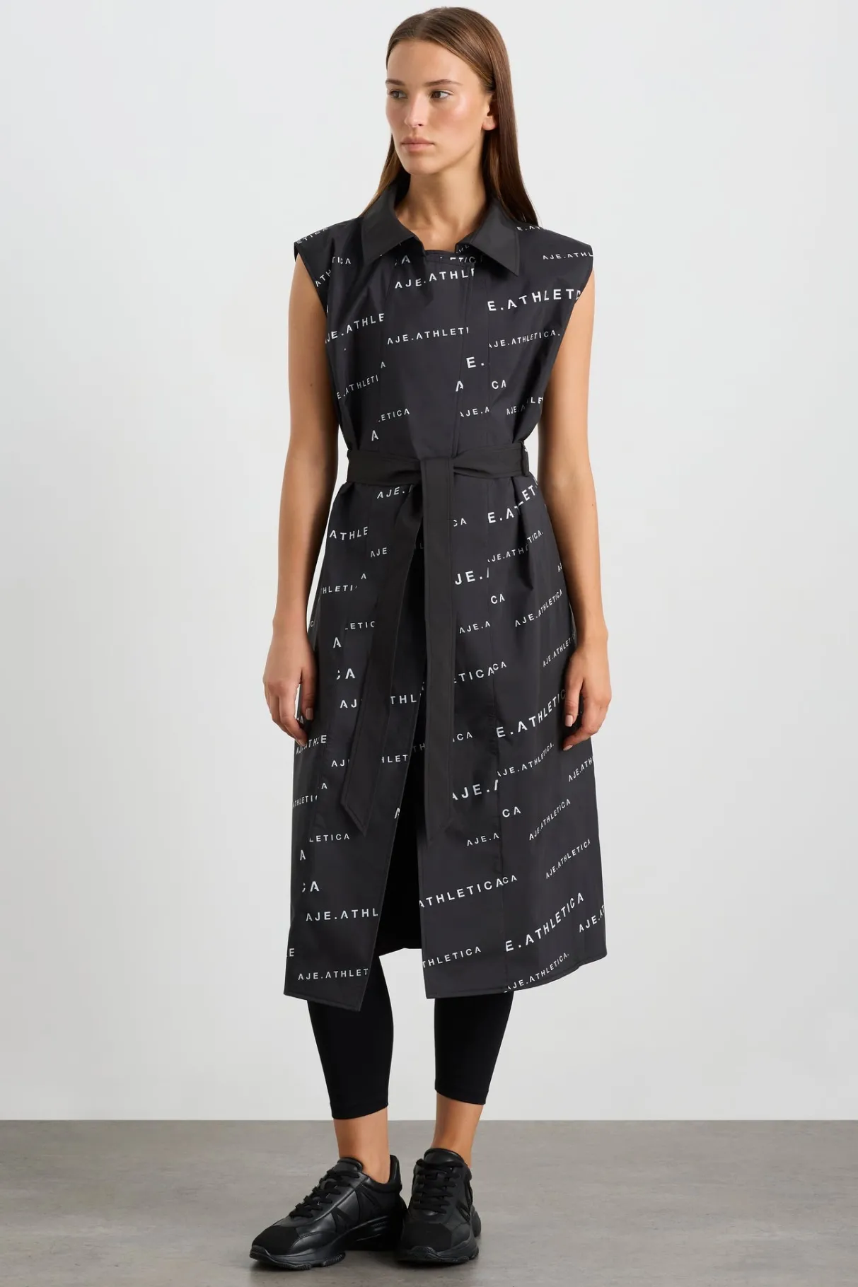 reversible_sleeveless_trench__0.webp Hot Aje ATHLETICA Reversible Sleeveless Trench 703 Black