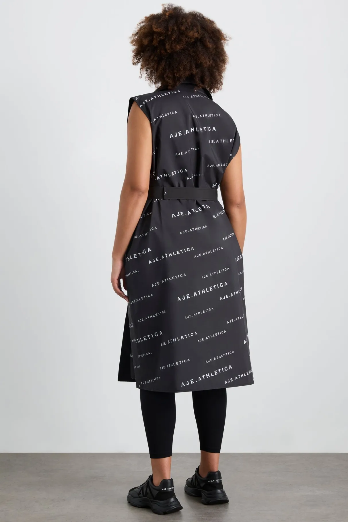 reversible_sleeveless_trench__18.webp Hot Aje ATHLETICA Reversible Sleeveless Trench 703 Black
