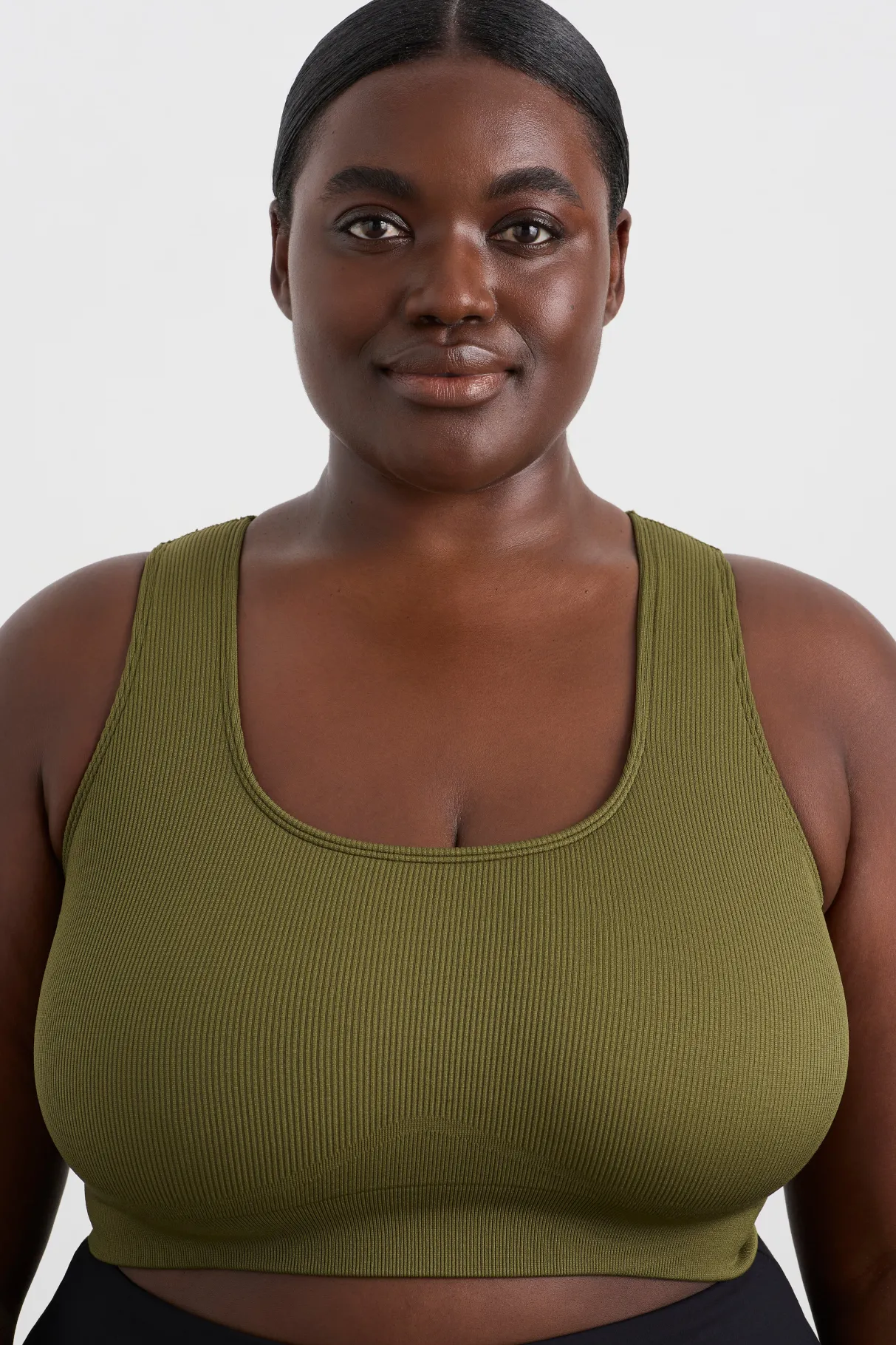 seamless_crop__11.webp Fashion Aje ATHLETICA Seamless Crop 331 Deep Khaki