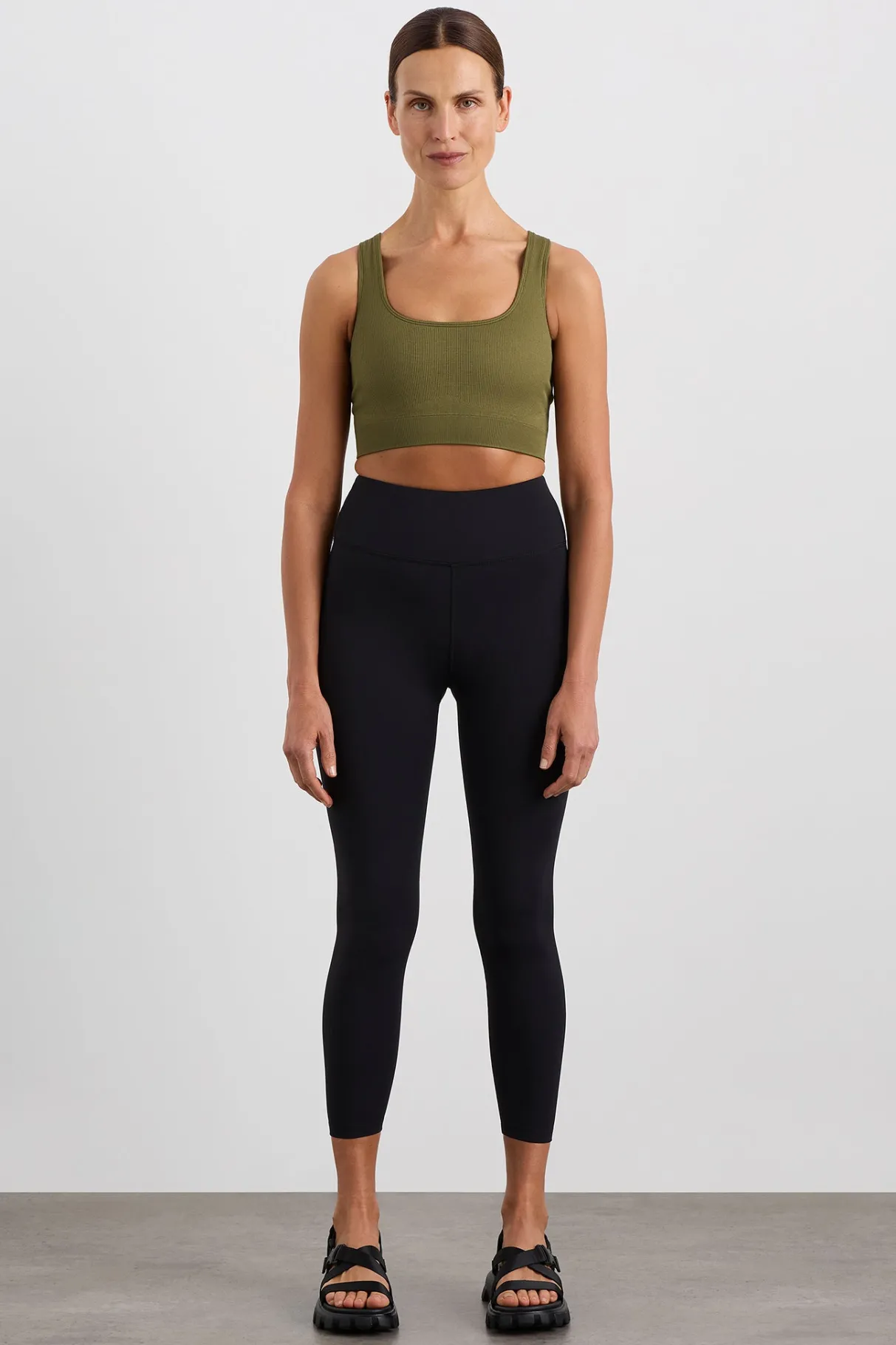 seamless_crop__2.webp Fashion Aje ATHLETICA Seamless Crop 331 Deep Khaki