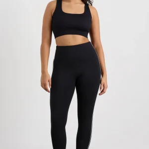 Hot Aje ATHLETICA Seamless Crop 331 Black