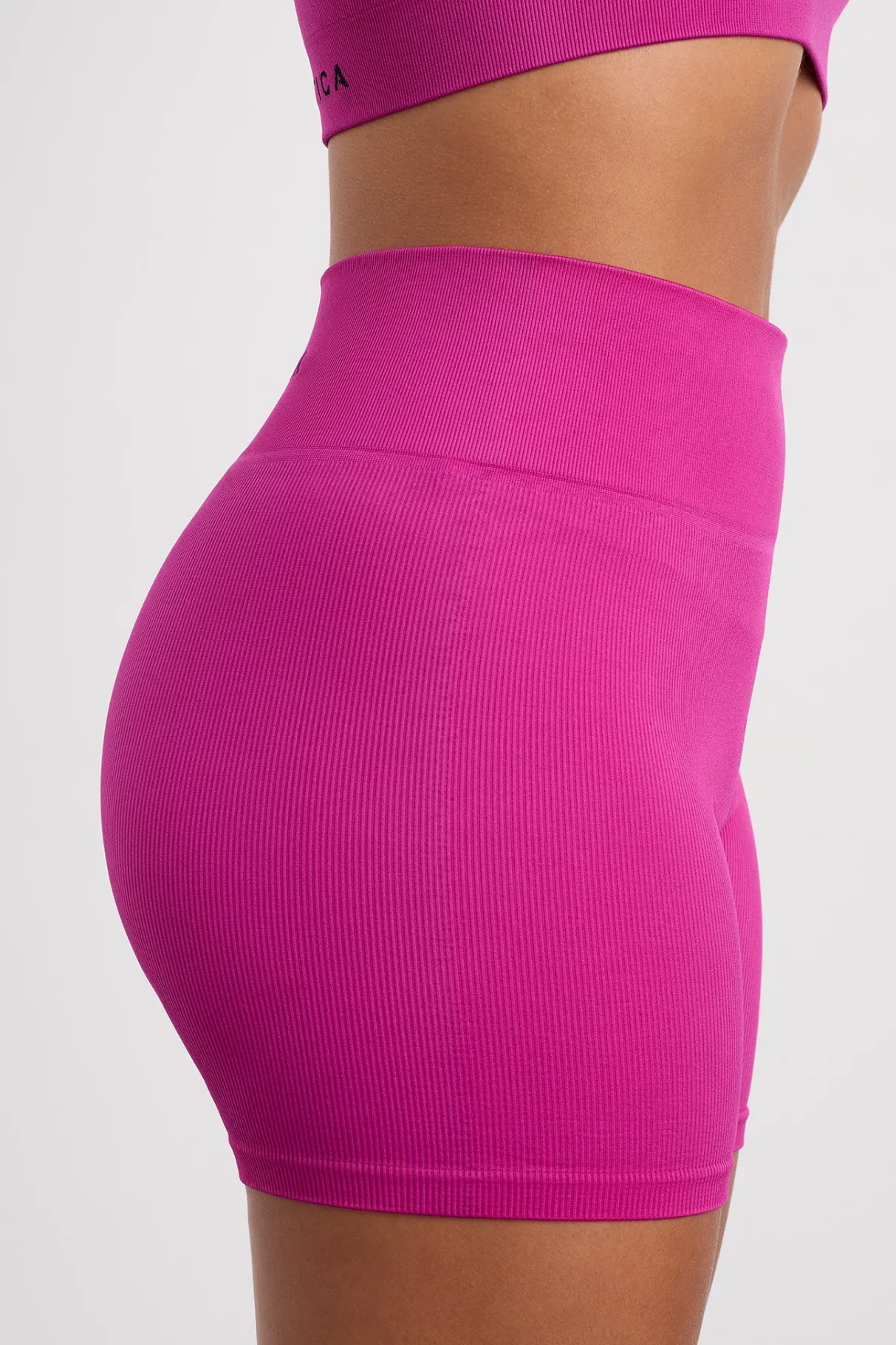 seamless_mid_length_short__7.webp Flash Sale Aje ATHLETICA Seamless Mid Length Short 624 Power Pink