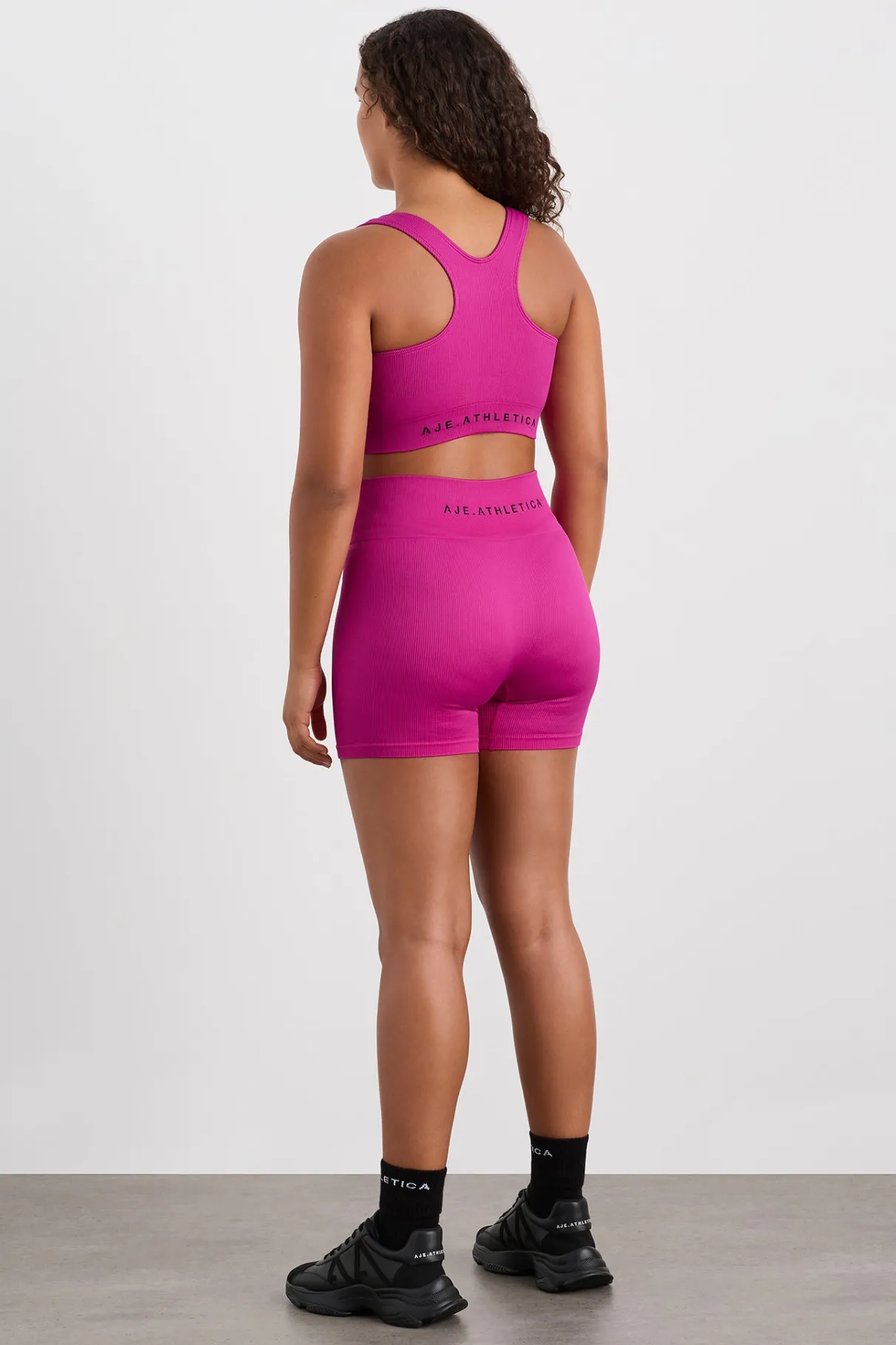 seamless_mid_length_short__8.webp Flash Sale Aje ATHLETICA Seamless Mid Length Short 624 Power Pink