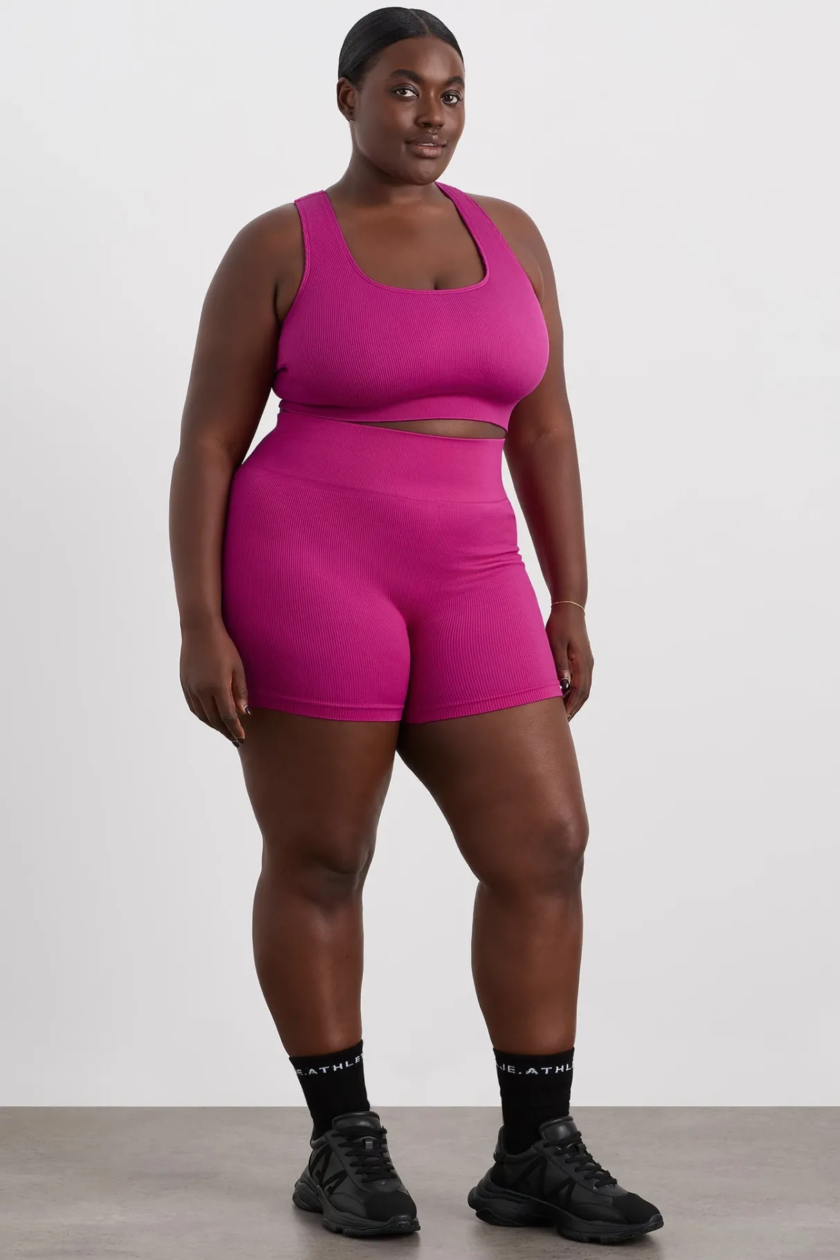 seamless_mid_length_short__9.webp Flash Sale Aje ATHLETICA Seamless Mid Length Short 624 Power Pink