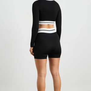Flash Sale Aje ATHLETICA Seamless Short 601 Black
