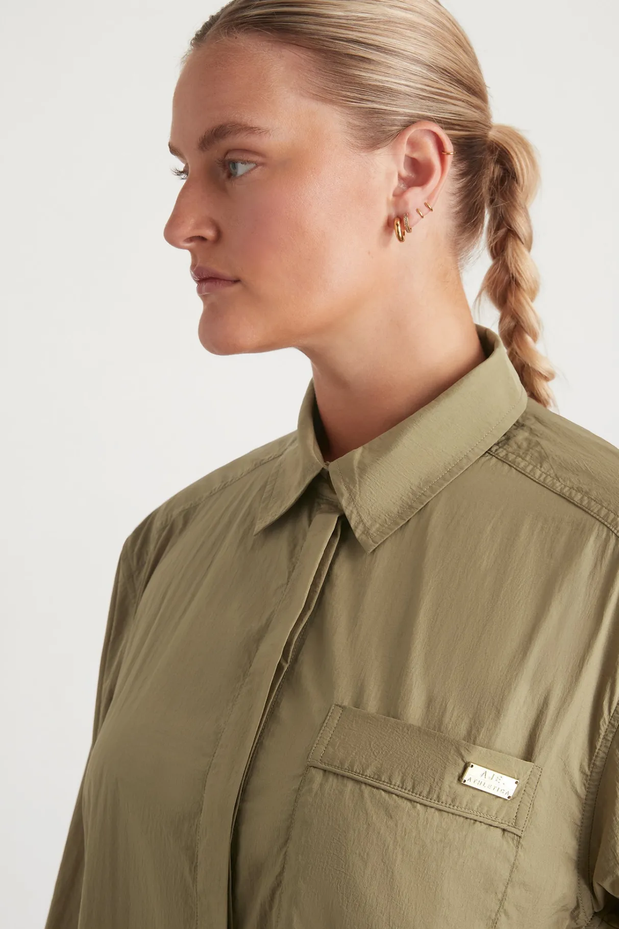 side_split_windbreaker_shirt__14-4.webp Cheap Aje ATHLETICA Side Split Windbreaker Shirt 406 Soft Khaki