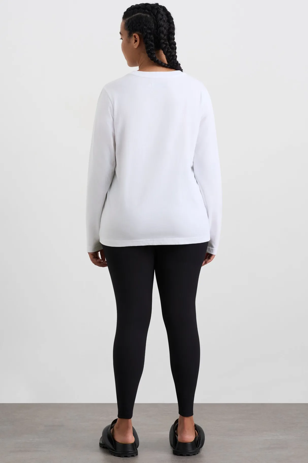 signature_logo_long_sleeve_tshirt__8.webp Shop Aje ATHLETICA Signature Logo Long Sleeve T-Shirt 127 White/Herringbone