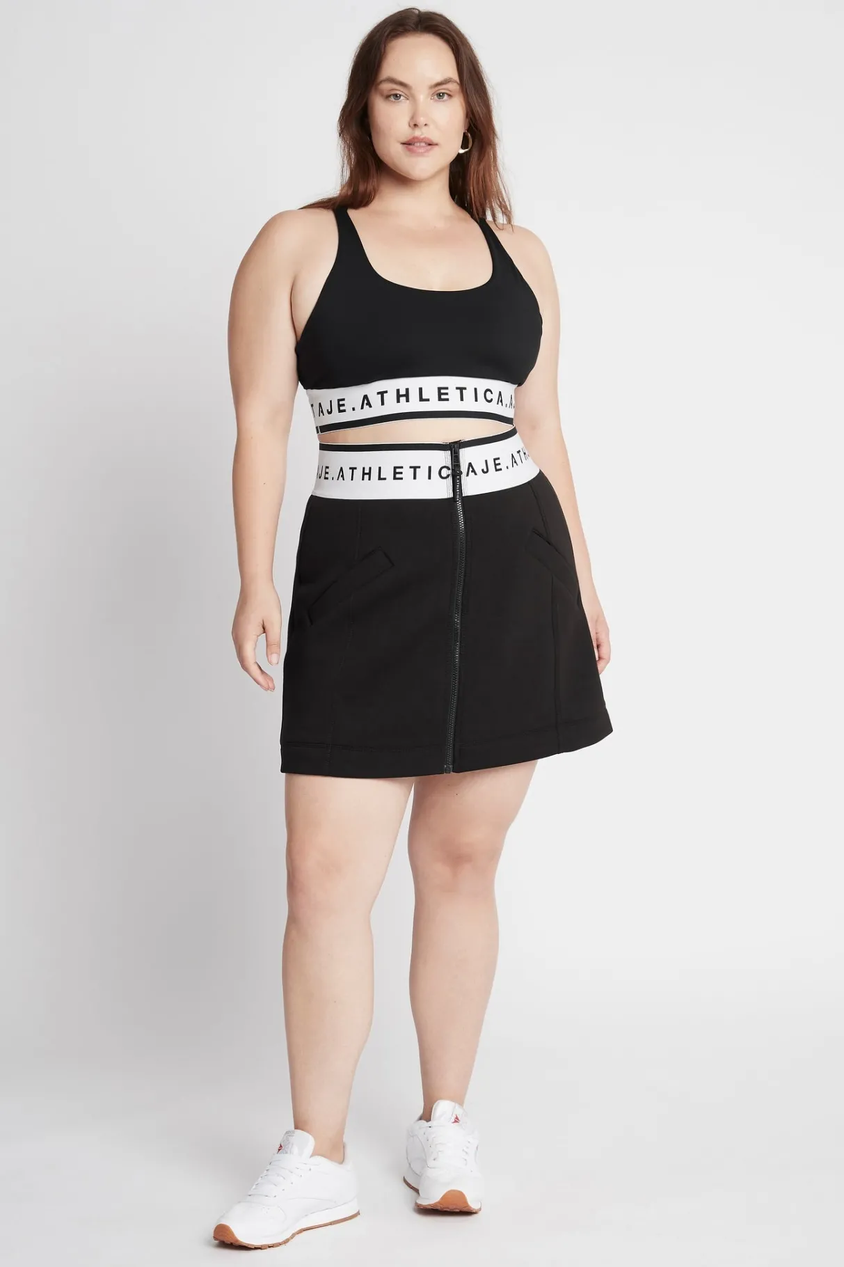 signature_logo_sports_bra__15.webp Fashion Aje ATHLETICA Signature Logo Sports Bra 313 Black/White