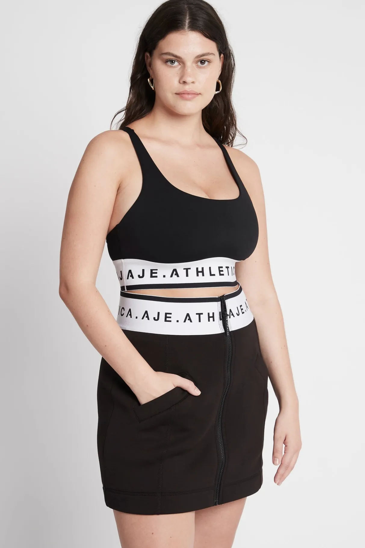 signature_logo_sports_bra__7.webp Fashion Aje ATHLETICA Signature Logo Sports Bra 313 Black/White