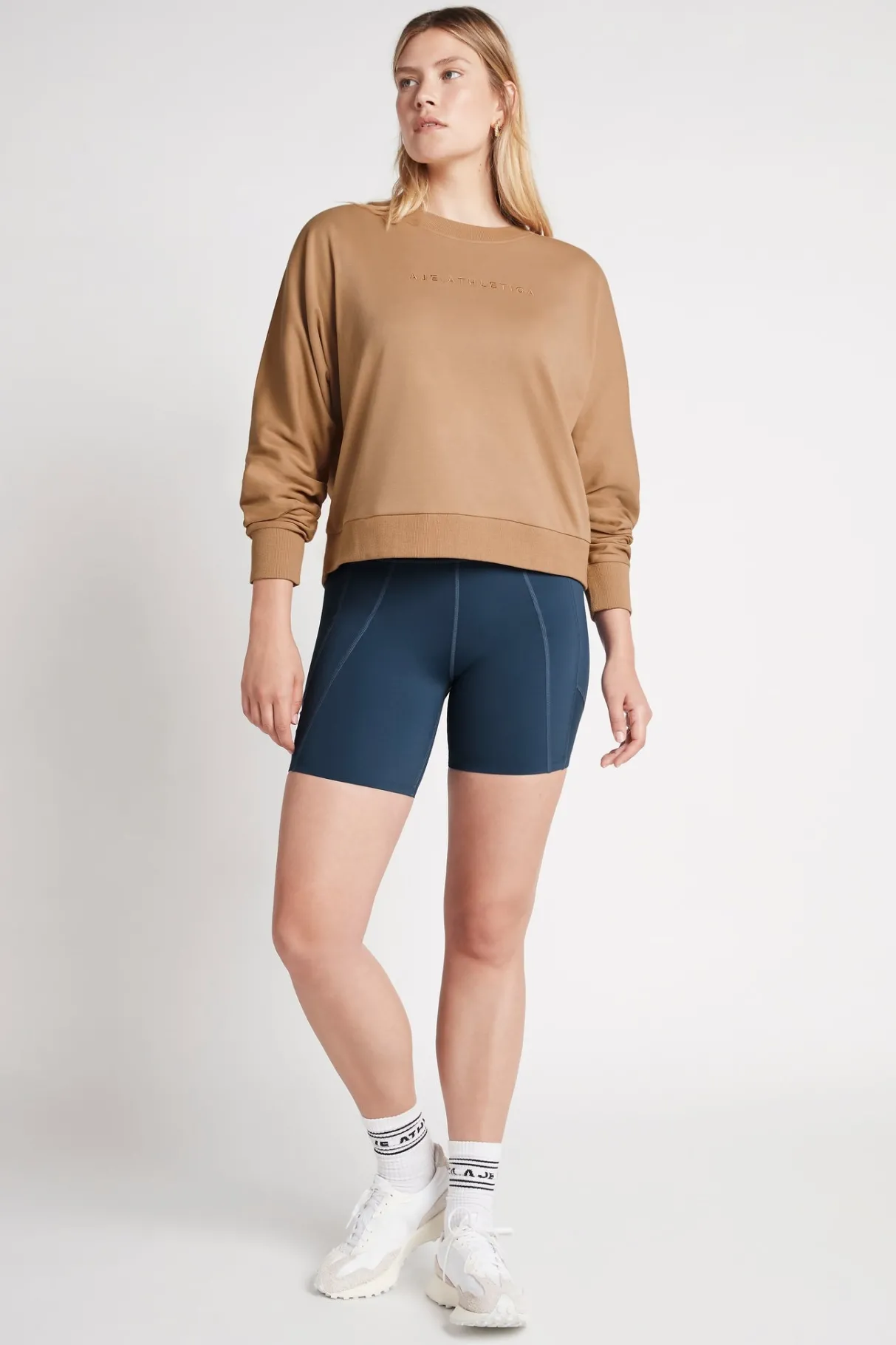 signature_logo_sweatshirt__11.webp Online Aje ATHLETICA Signature Logo Sweatshirt 122 Beige