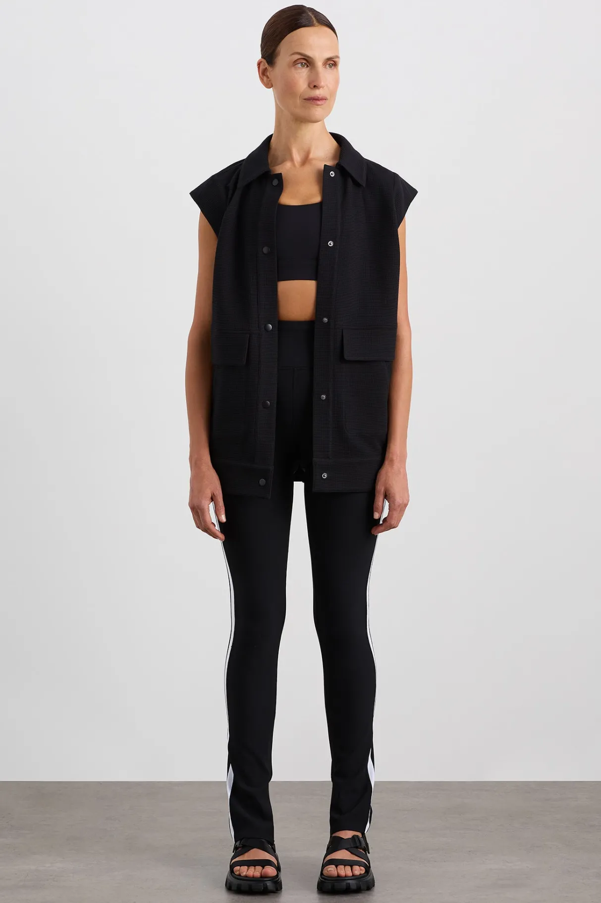 sleeveless_waffle_jacket__3.webp Online Aje ATHLETICA Sleeveless Waffle Jacket 785 Black