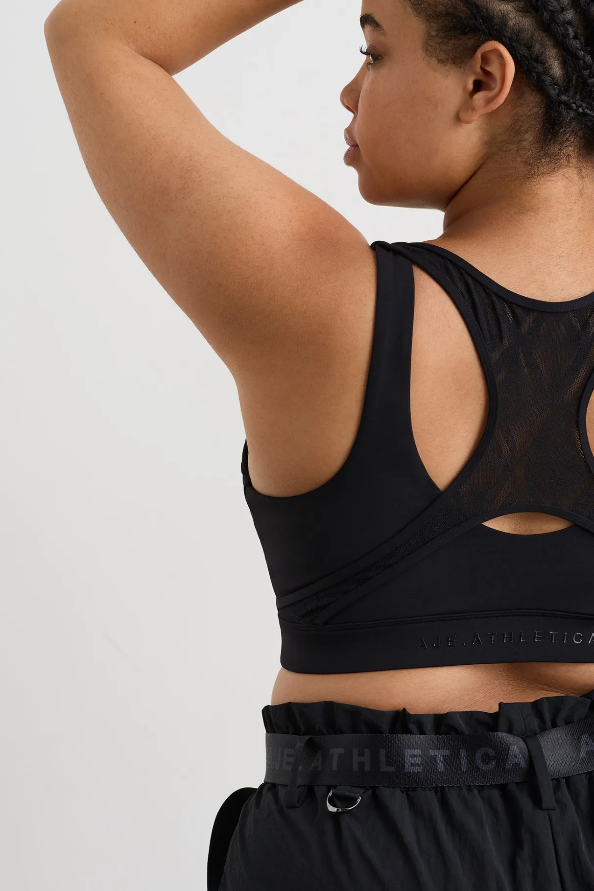 spiderback_logo_mesh_bra__11.webp Flash Sale Aje ATHLETICA Spiderback Logo Mesh Bra 369 Black