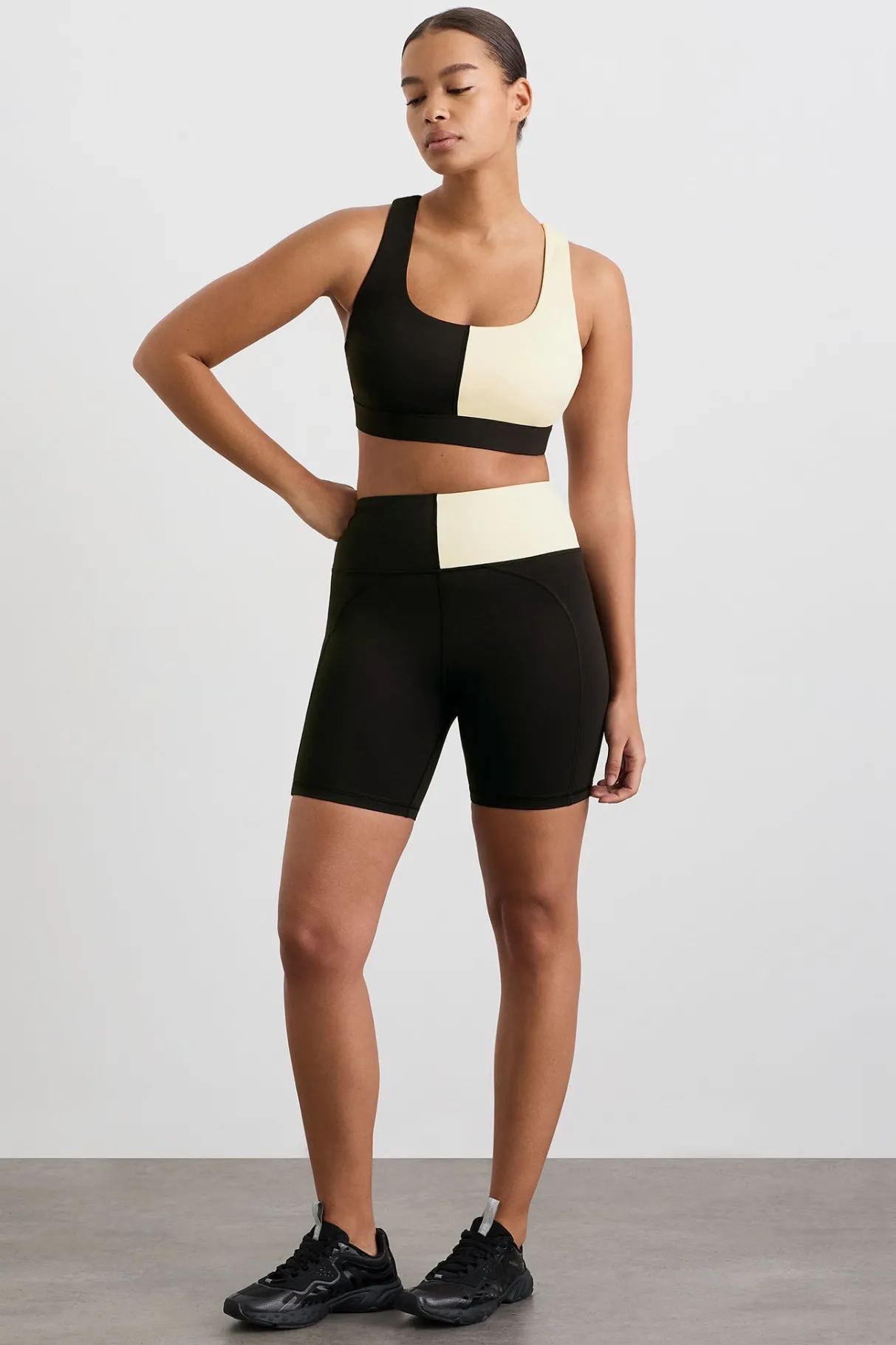 spliced_bike_short__6.webp Discount Aje ATHLETICA Spliced Bike Short 633 Black Limestone Beige