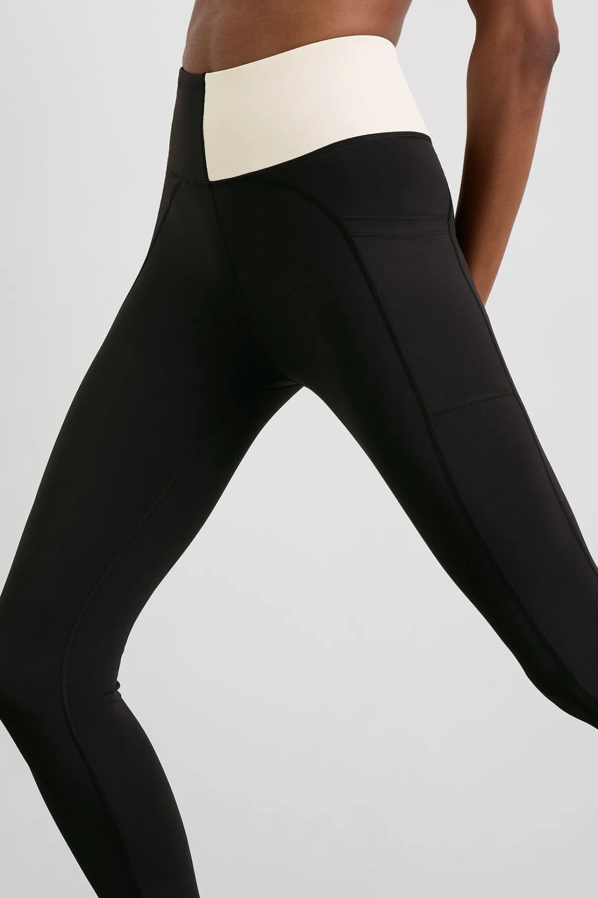 spliced_legging__4.webp Clearance Aje ATHLETICA Spliced Legging 237 Black Limestone Beige