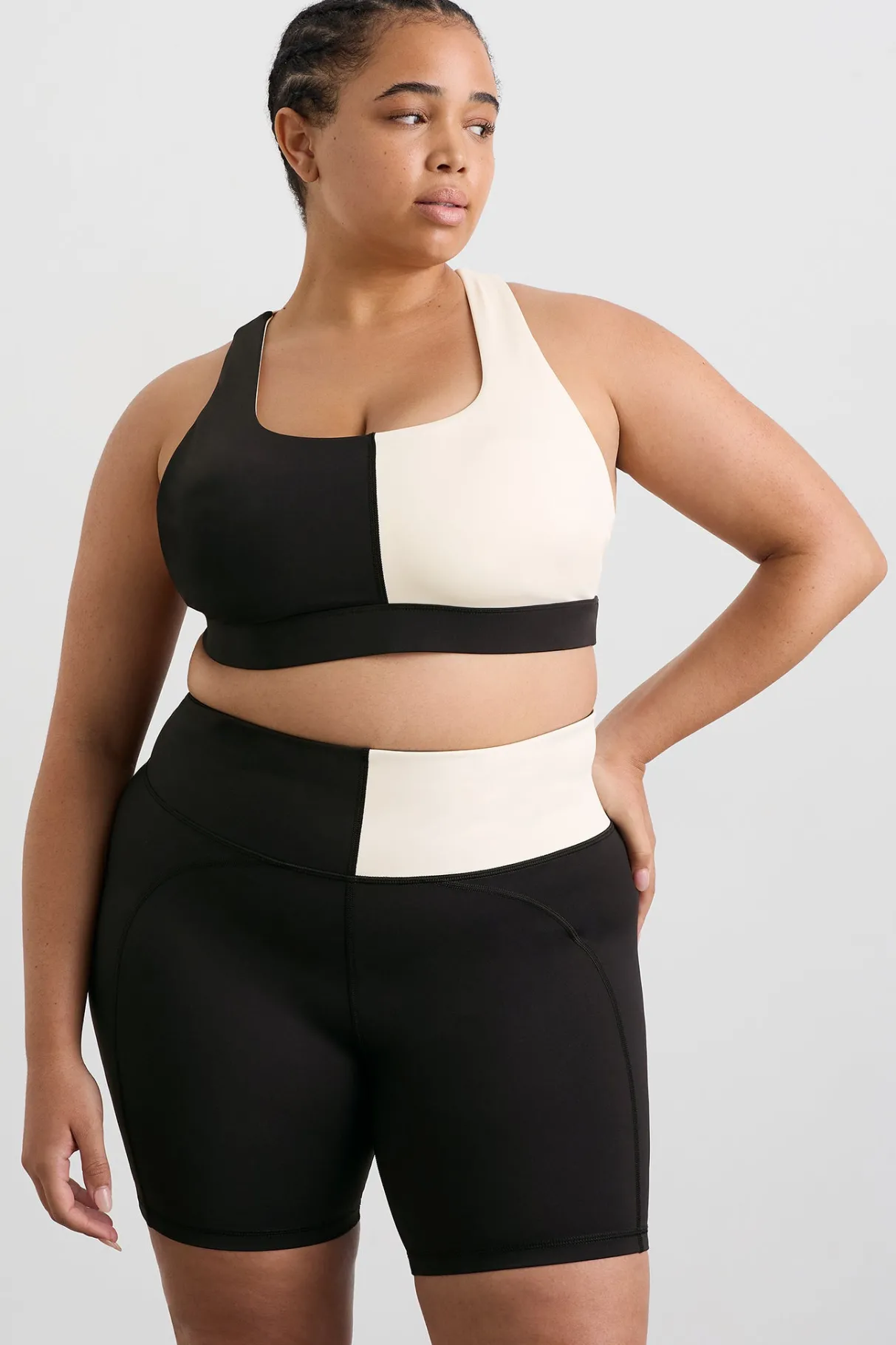 spliced_sports_bra__11.webp Outlet Aje ATHLETICA Spliced Sports Bra 305 Black Limestone Beige