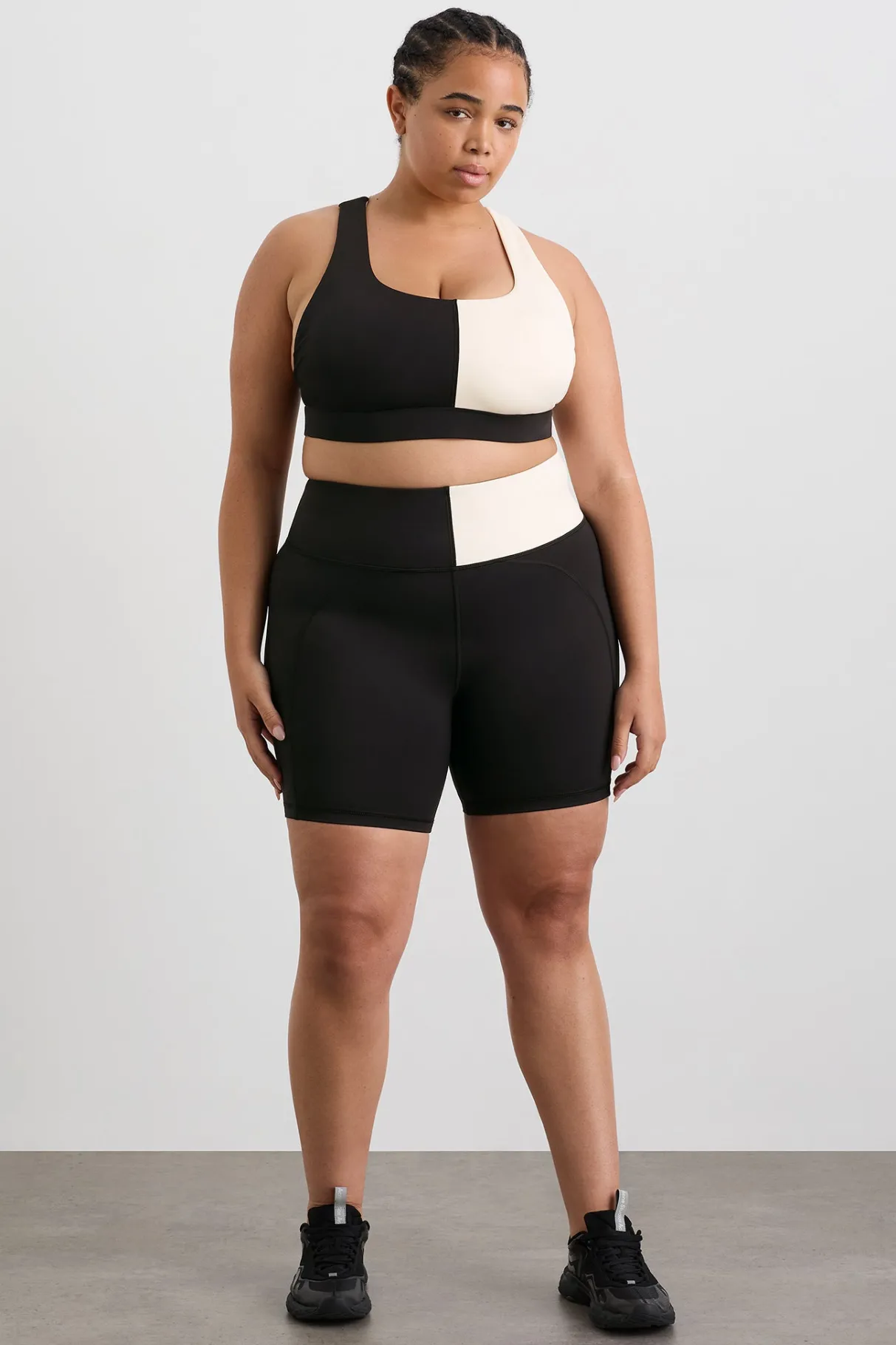 spliced_sports_bra__12.webp Outlet Aje ATHLETICA Spliced Sports Bra 305 Black Limestone Beige