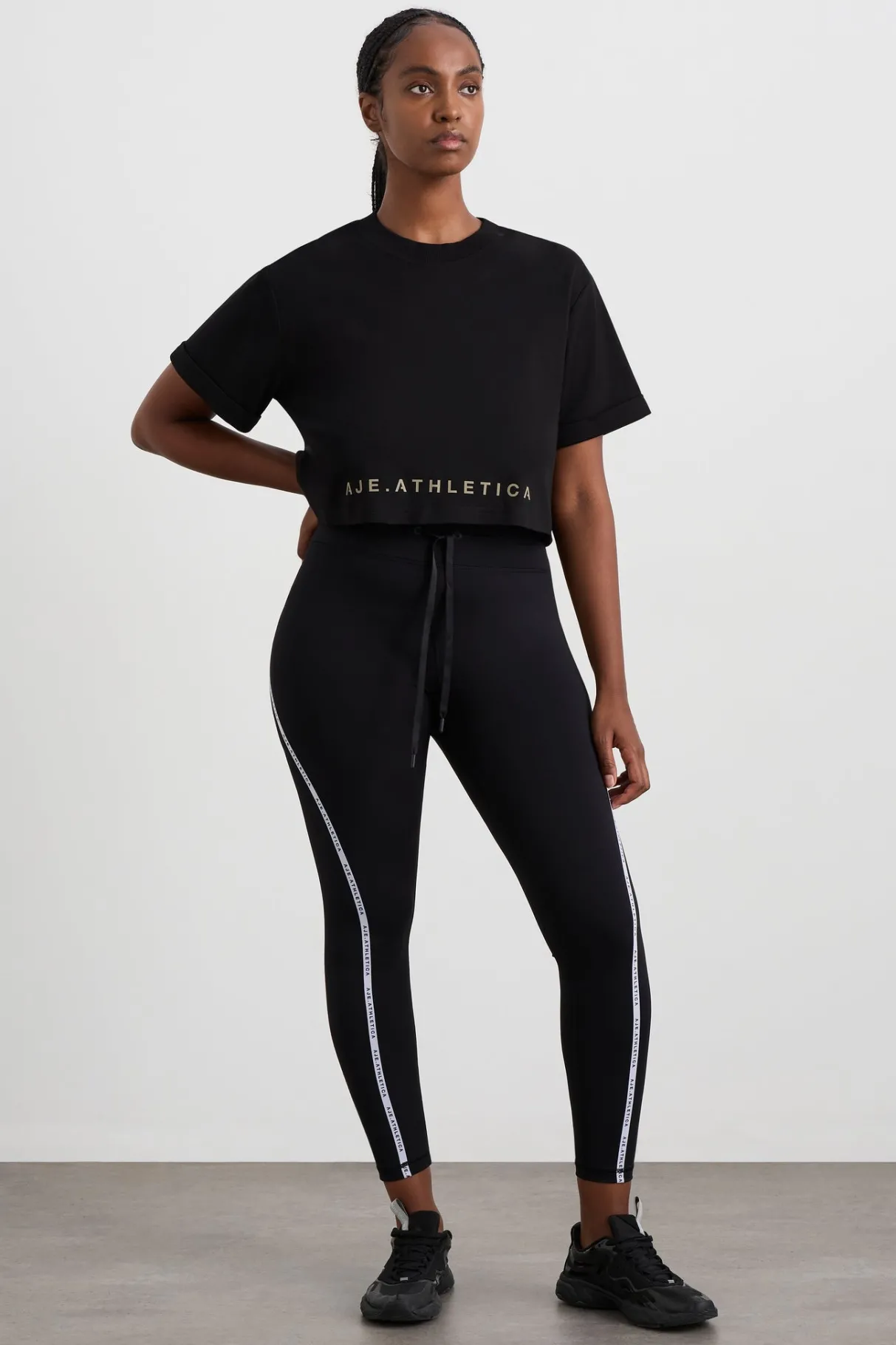 split_back_crop_tee__7.webp Online Aje ATHLETICA Split Back Crop Tee 114 Black/Multi