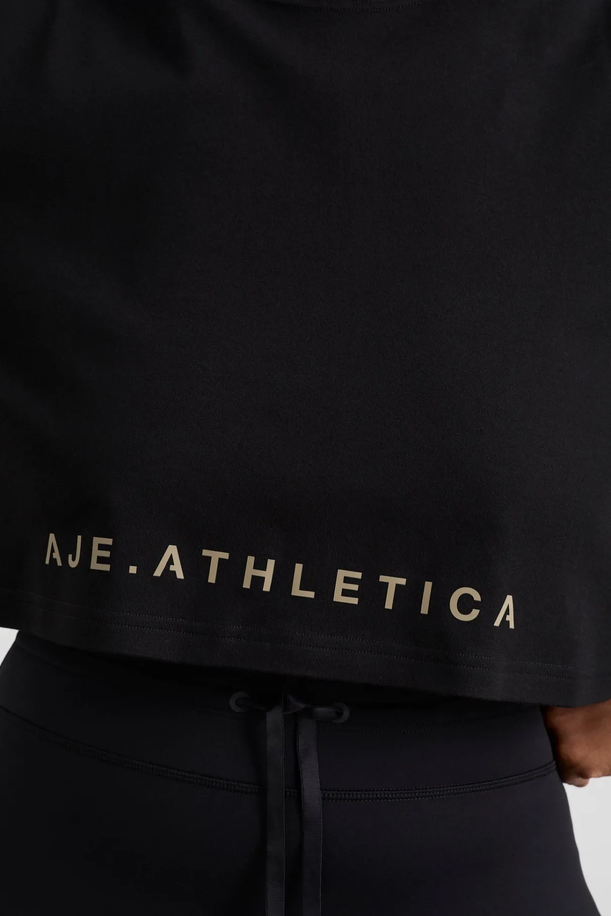 split_back_crop_tee__9.webp Online Aje ATHLETICA Split Back Crop Tee 114 Black/Multi