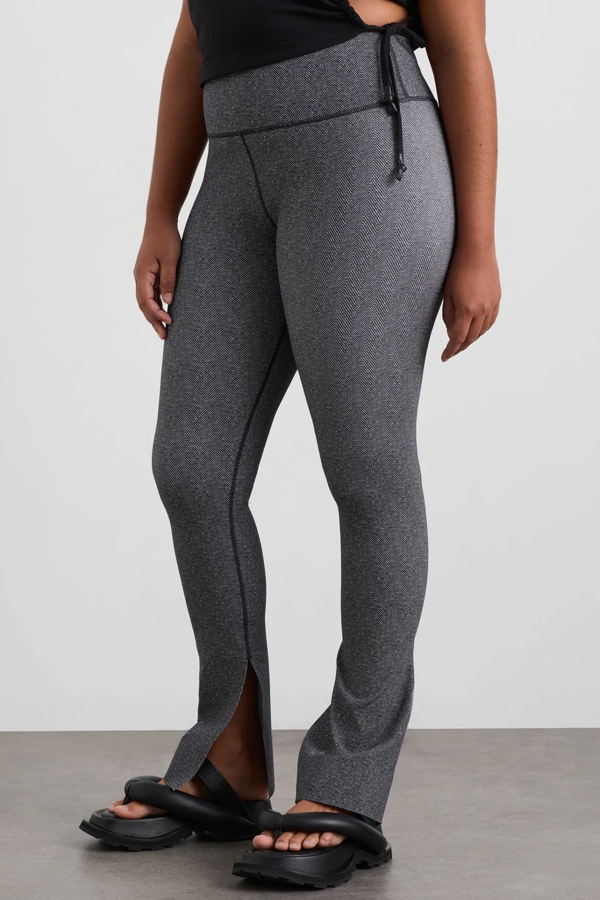 split_hem_leggings__6.webp Store Aje ATHLETICA Split Hem Leggings 205 Herringbone Print