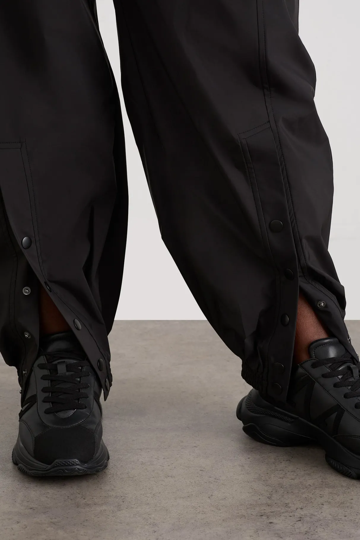 spray_pants__14.webp Shop Aje ATHLETICA Spray Pants 505 Black