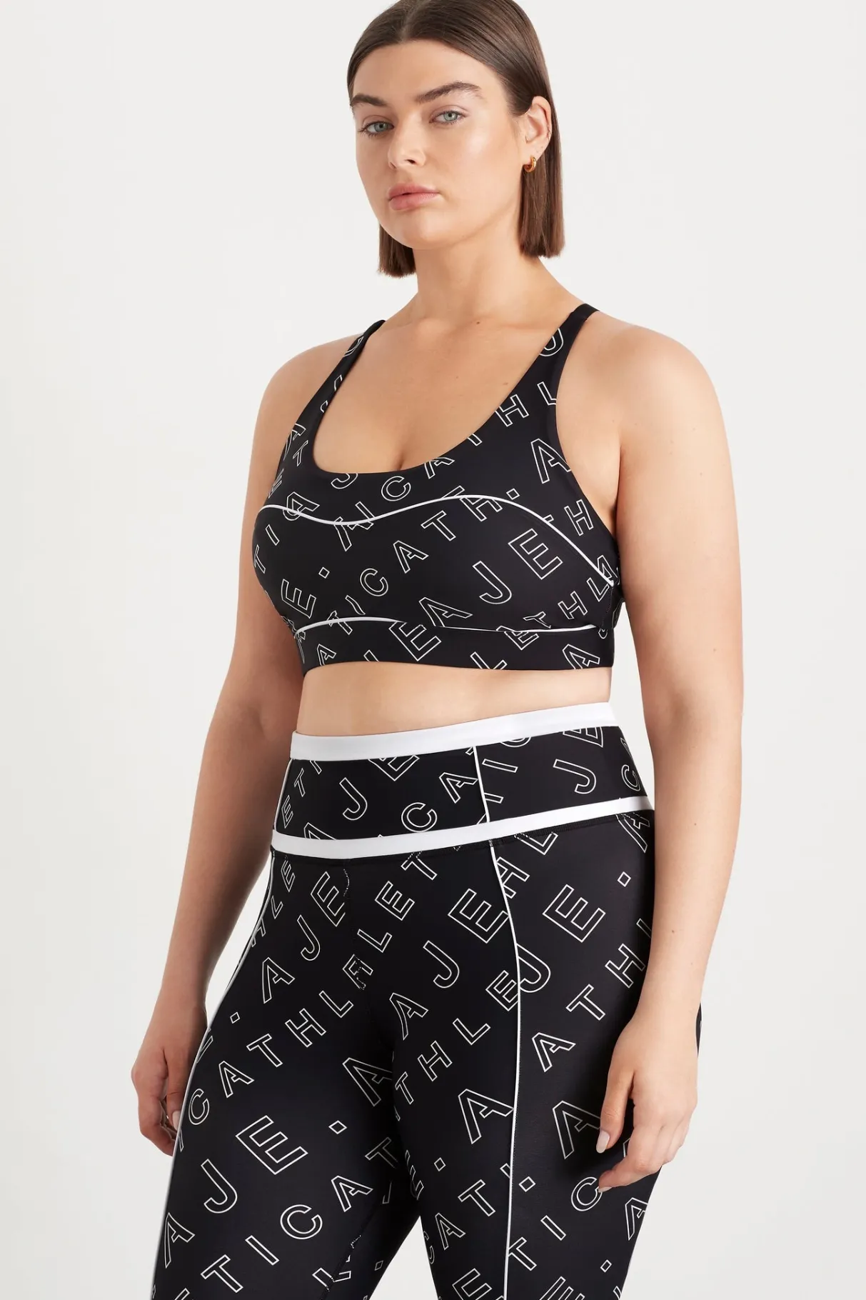 sweetheart_piping_bra__10.webp Outlet Aje ATHLETICA Sweetheart Piping Bra 330 Black Fineline Logo