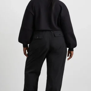 Fashion Aje ATHLETICA Terry Crop Top 413 Black