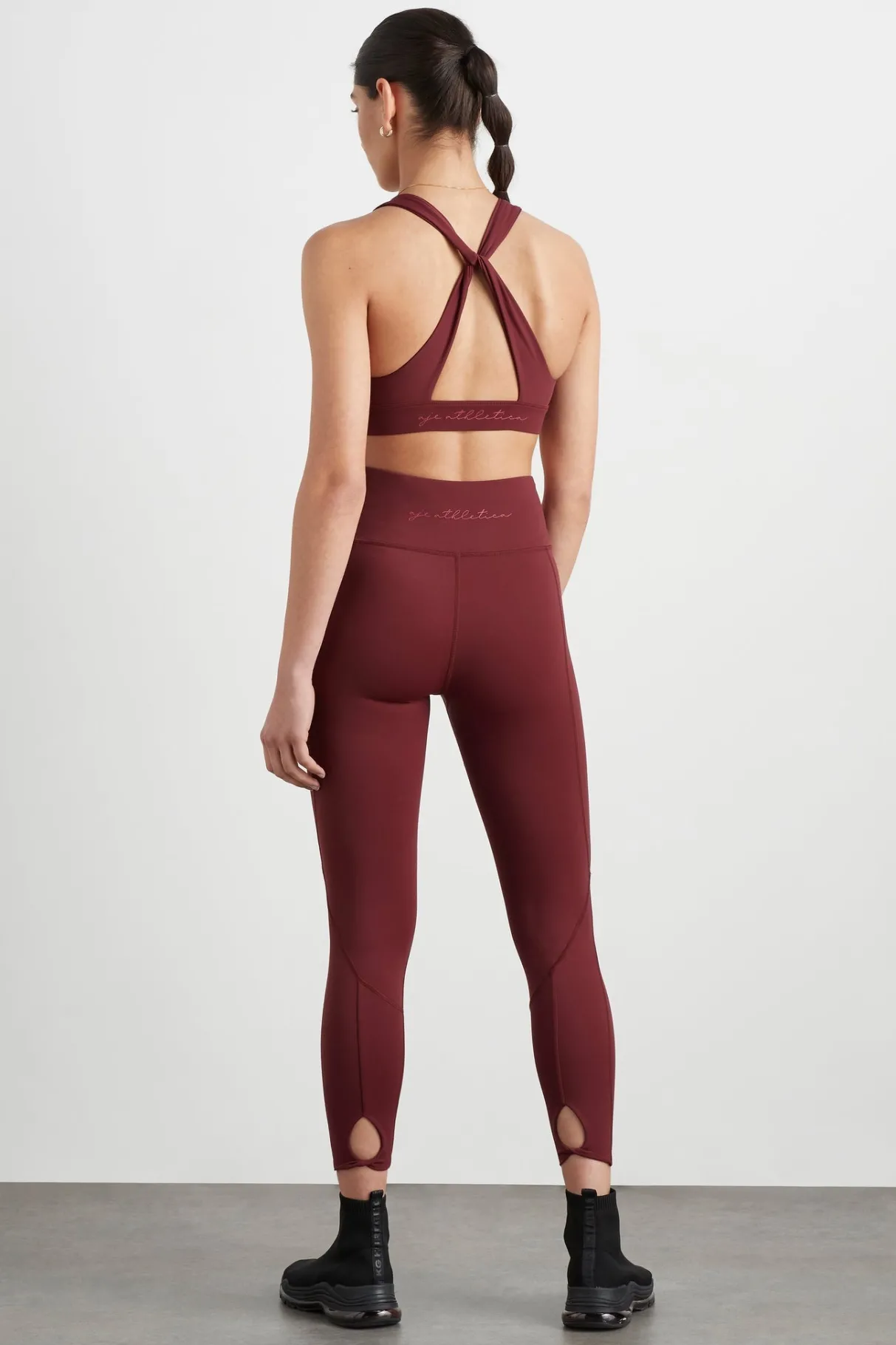 twist_back_sports_bra__4.webp Store Aje ATHLETICA Twist Back Sports Bra 335 Burnt Burgundy/Berry