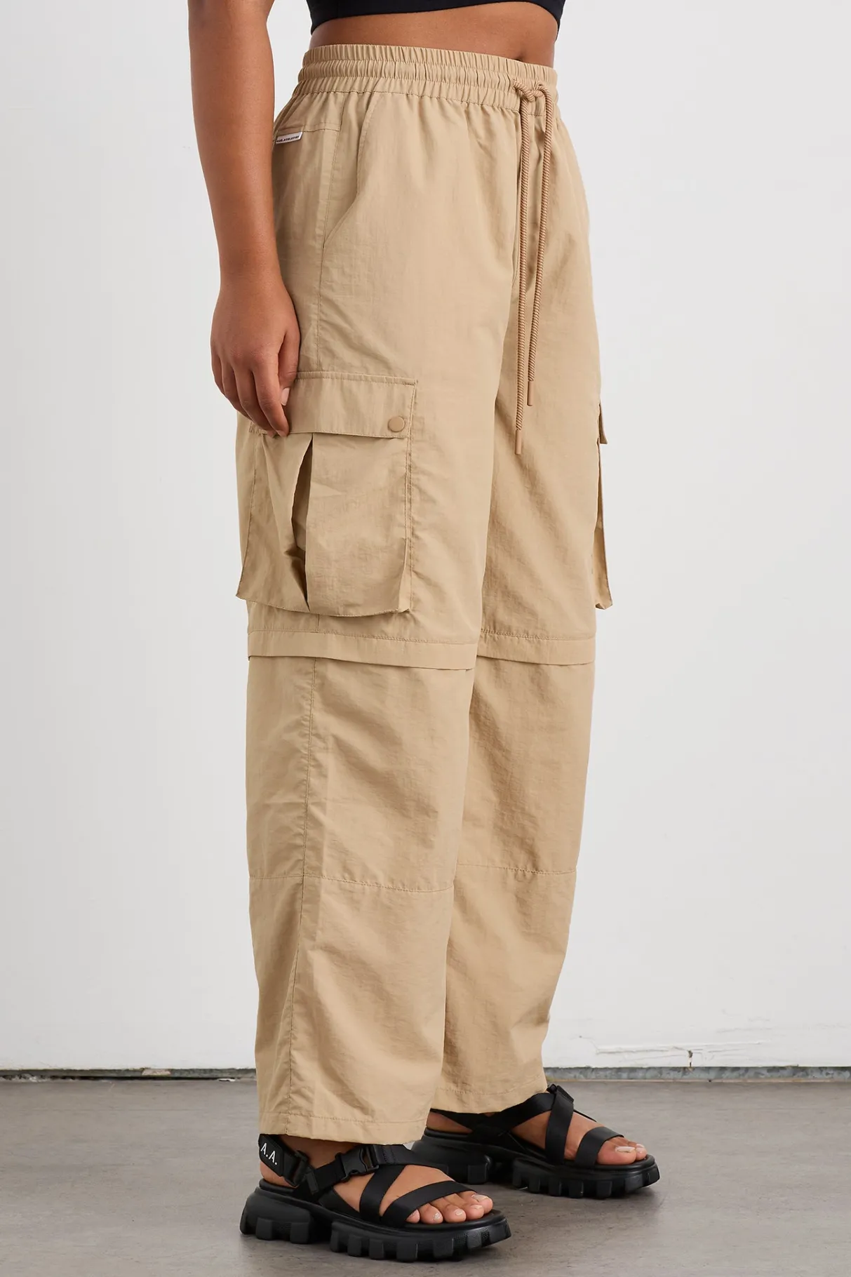 utility_pant__6.webp Online Aje ATHLETICA Utility Pant 512 Natural Tan
