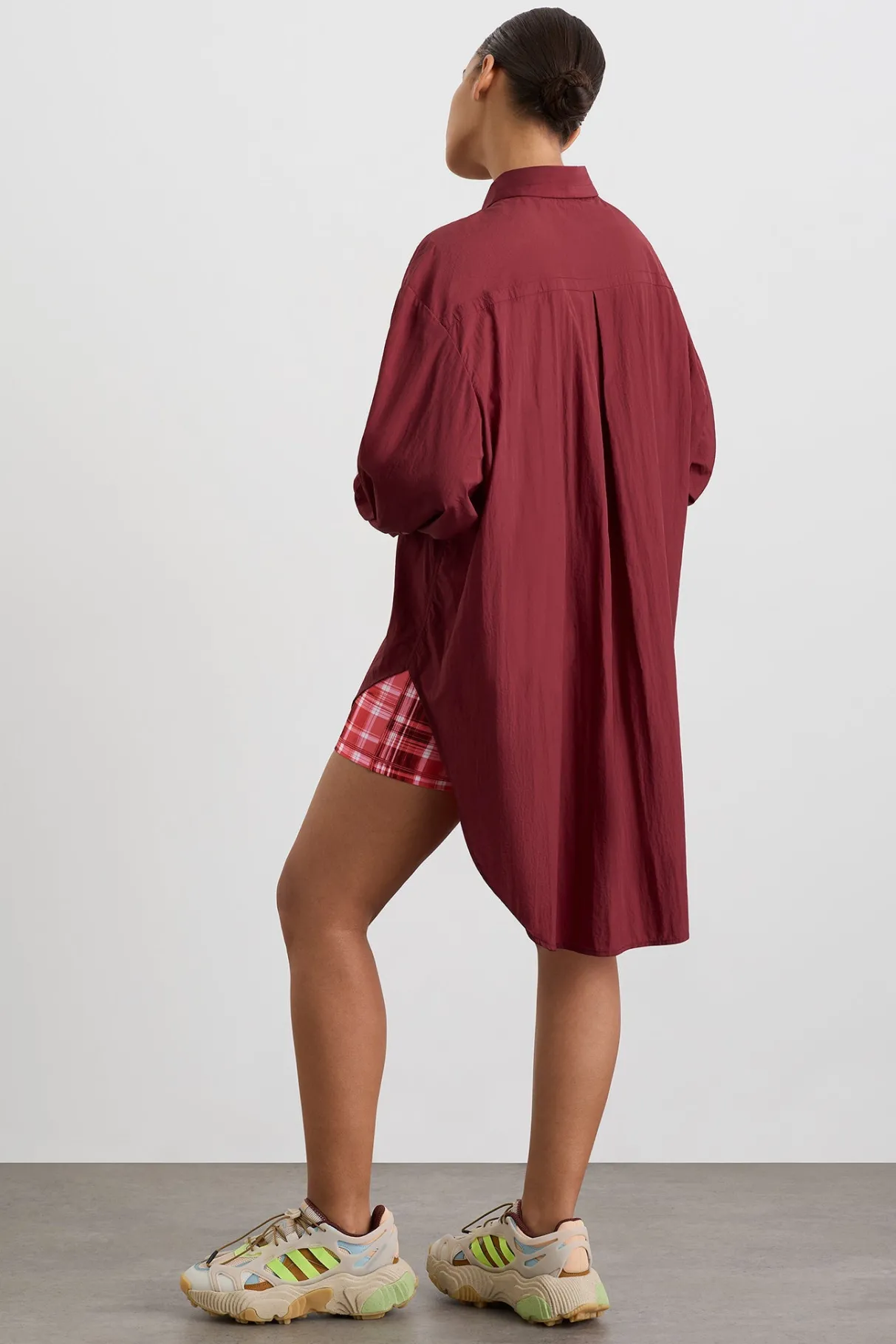 windbreaker_shirt__10-4.webp Hot Aje ATHLETICA Windbreaker Shirt 406 Plum Red