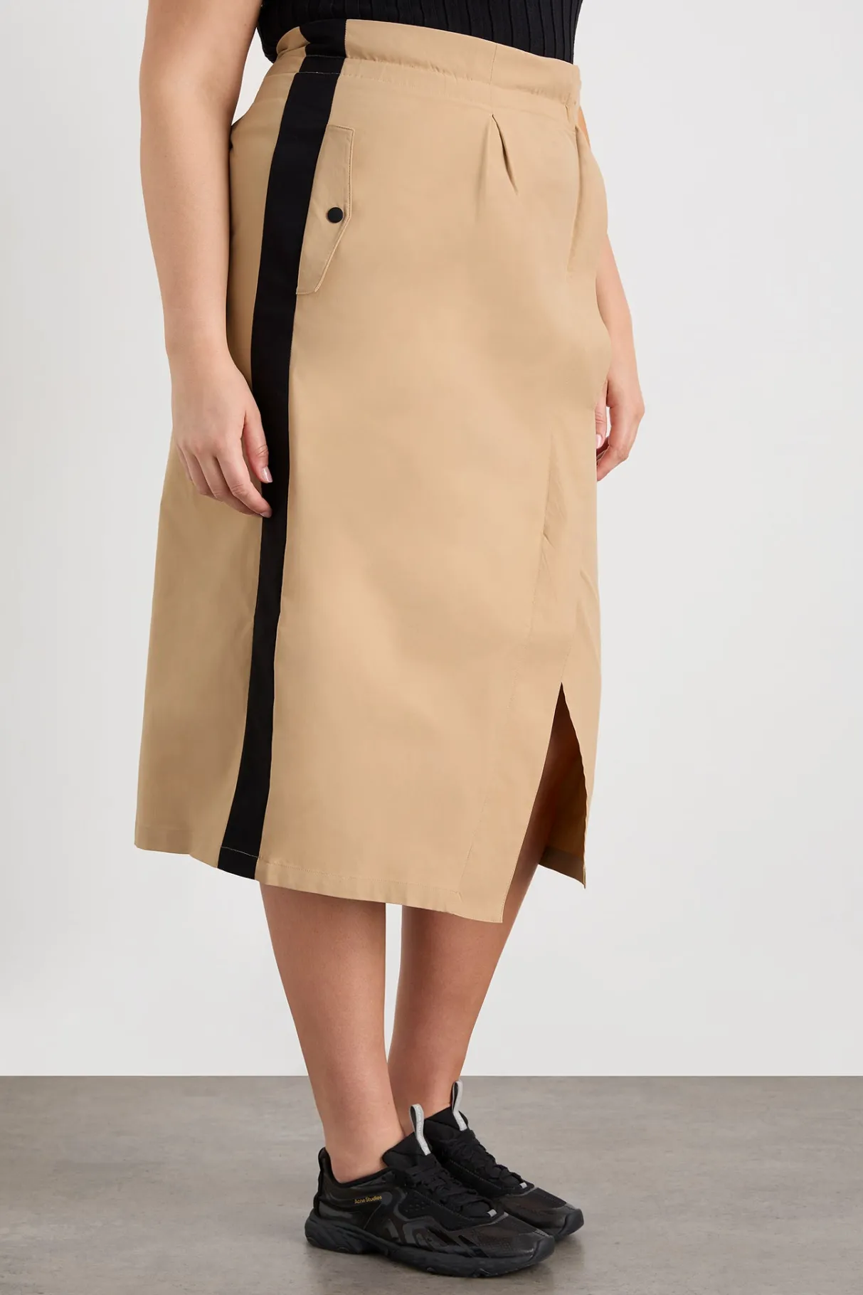 wrap_contrast_skirt__10.webp Clearance Aje ATHLETICA Wrap Contrast Skirt 615 Natural Tan / Black
