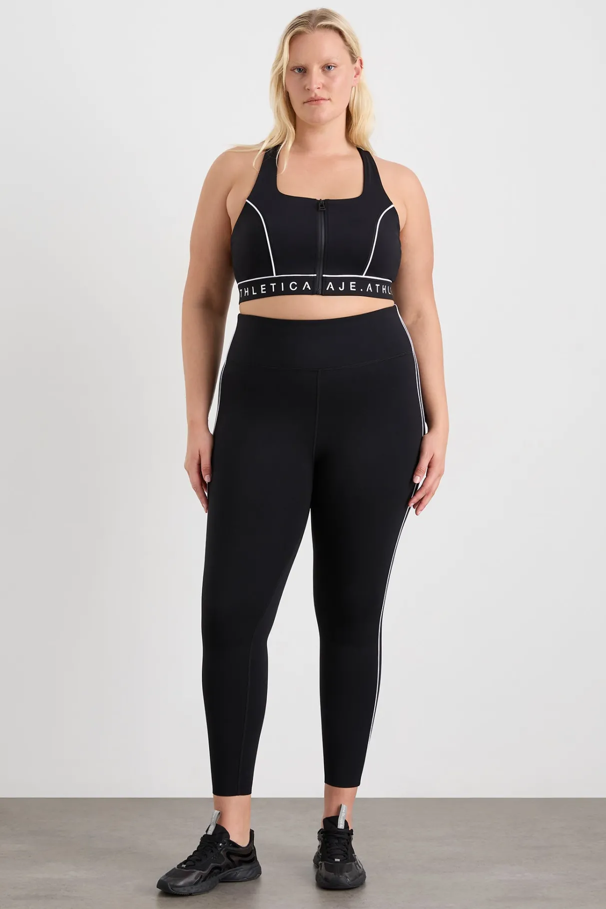 zip_front_sports_bra__11-1.webp Flash Sale Aje ATHLETICA Zip Front Sports Bra 329 Black