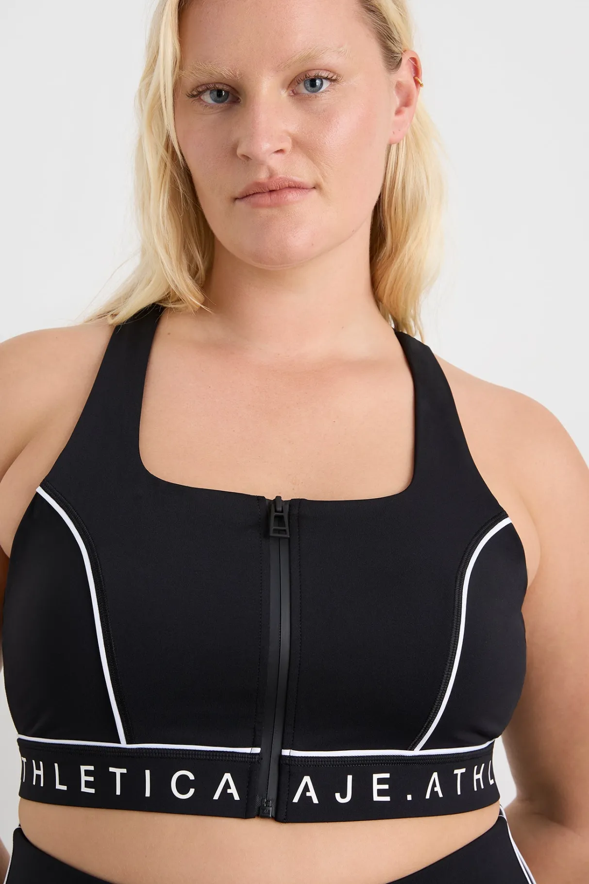 zip_front_sports_bra__12-1.webp Flash Sale Aje ATHLETICA Zip Front Sports Bra 329 Black