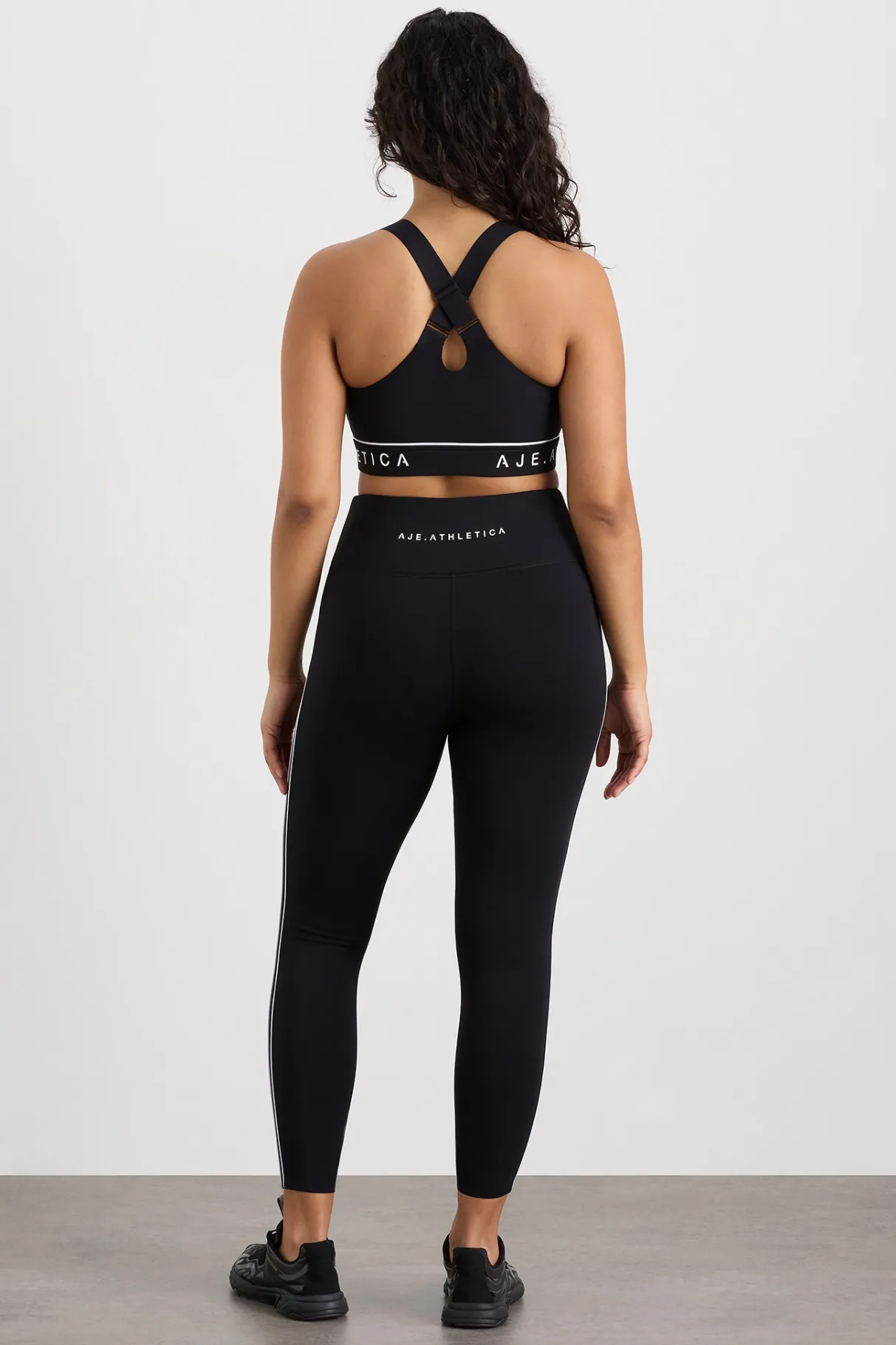 zip_front_sports_bra__9-1.webp Flash Sale Aje ATHLETICA Zip Front Sports Bra 329 Black